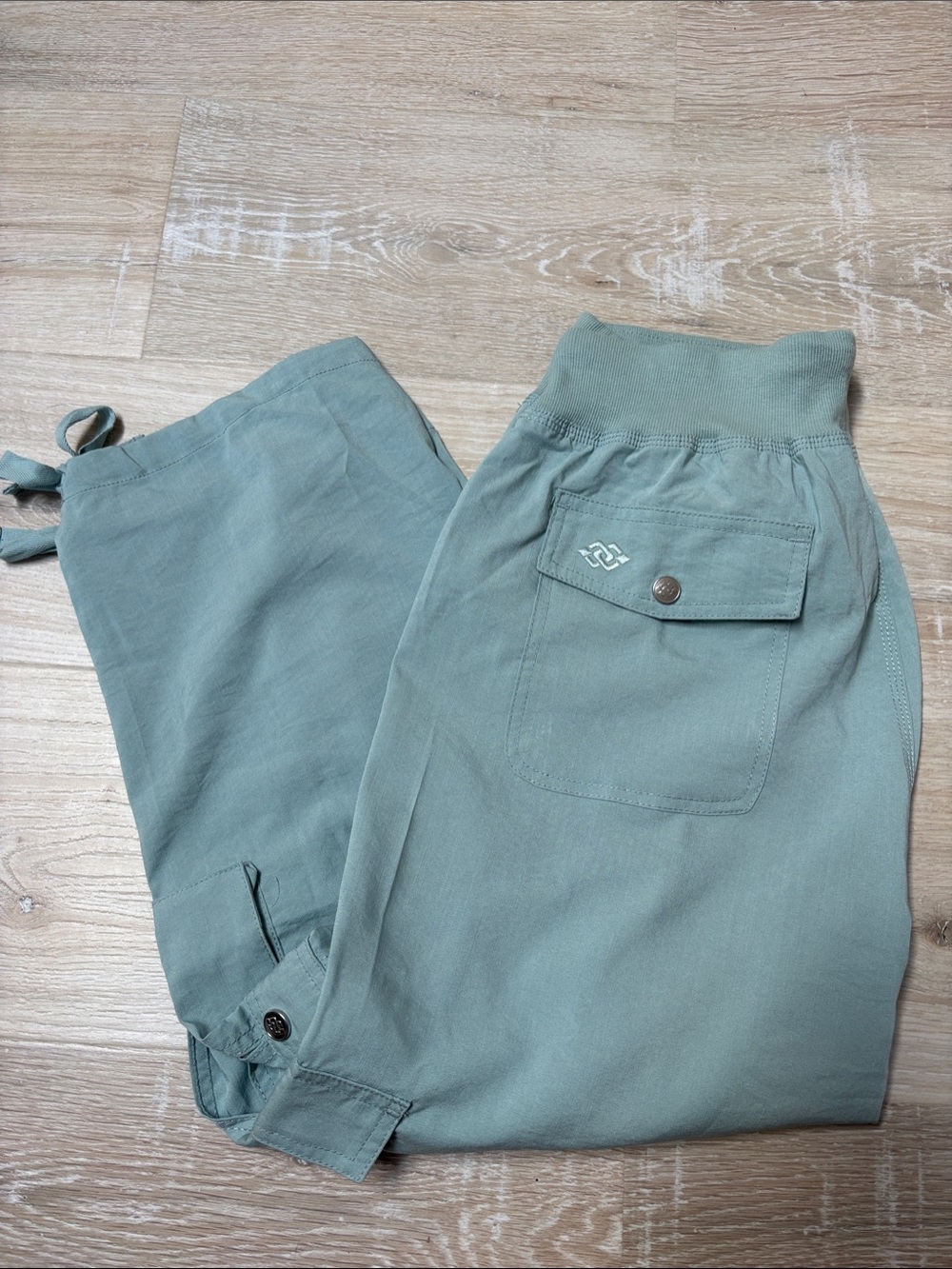 Women’s Relaxed Lightweight Cargo Jogger Pants - Sage Green